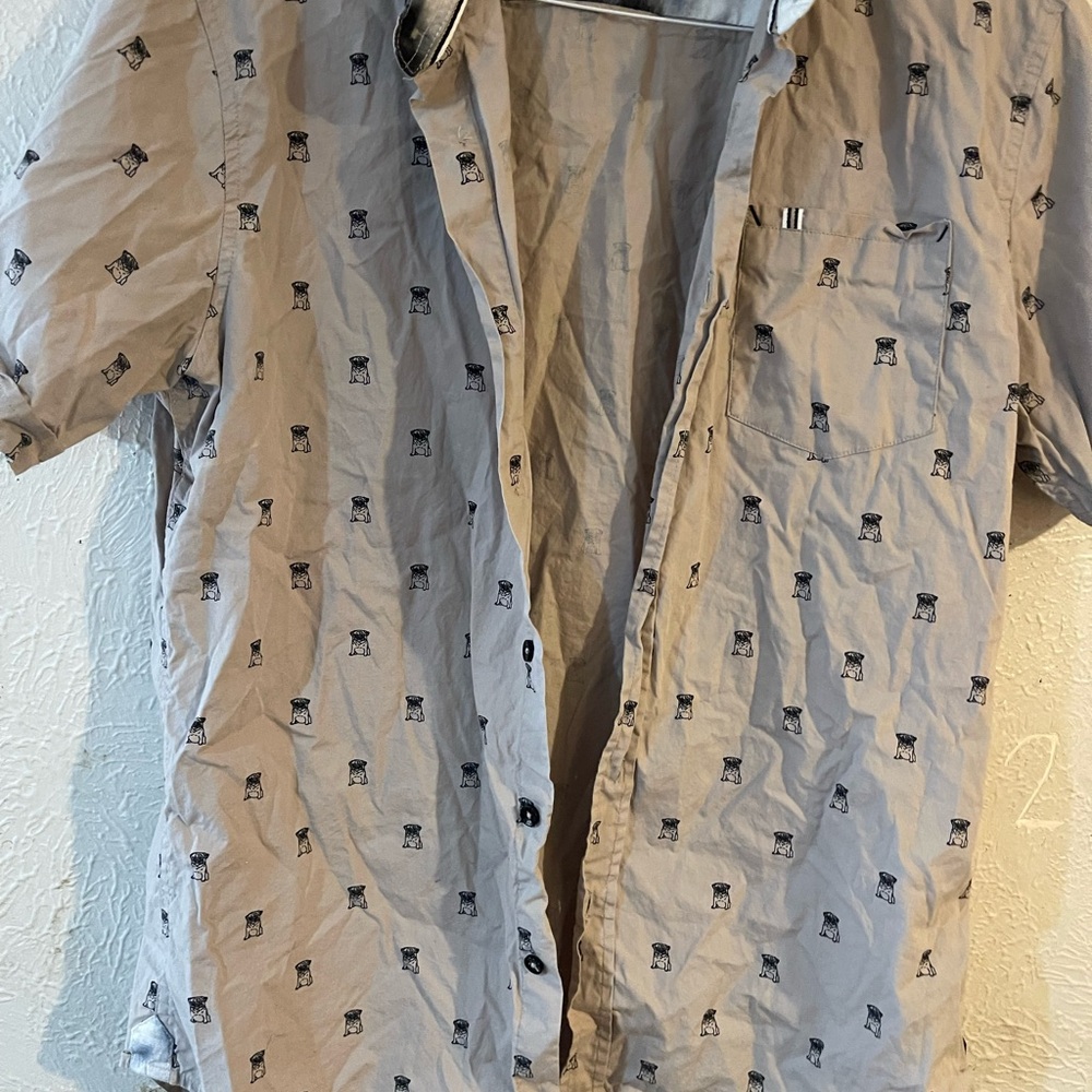 Casual Short-Sleeve Button-Down Shirt in Light Gray with Micro Print